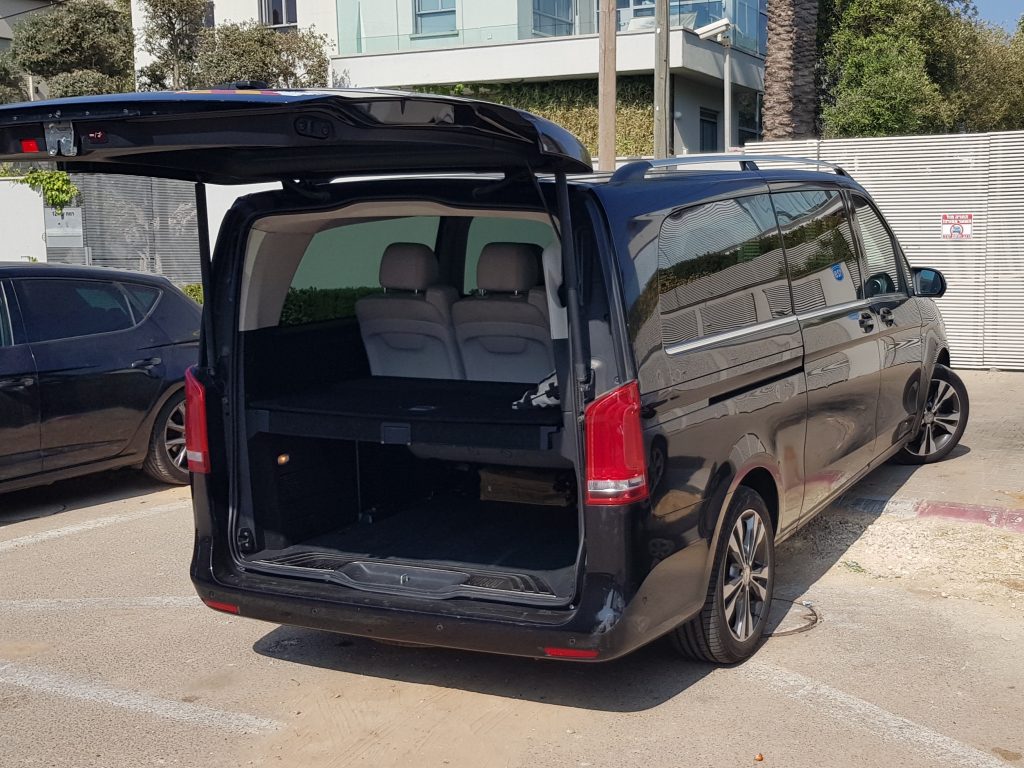 Minivan rental in Beit Shemesh