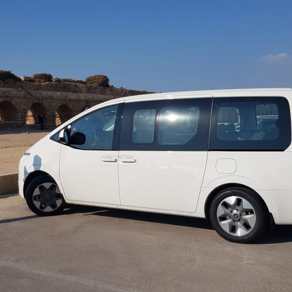 Minivan with driver for Israel trip